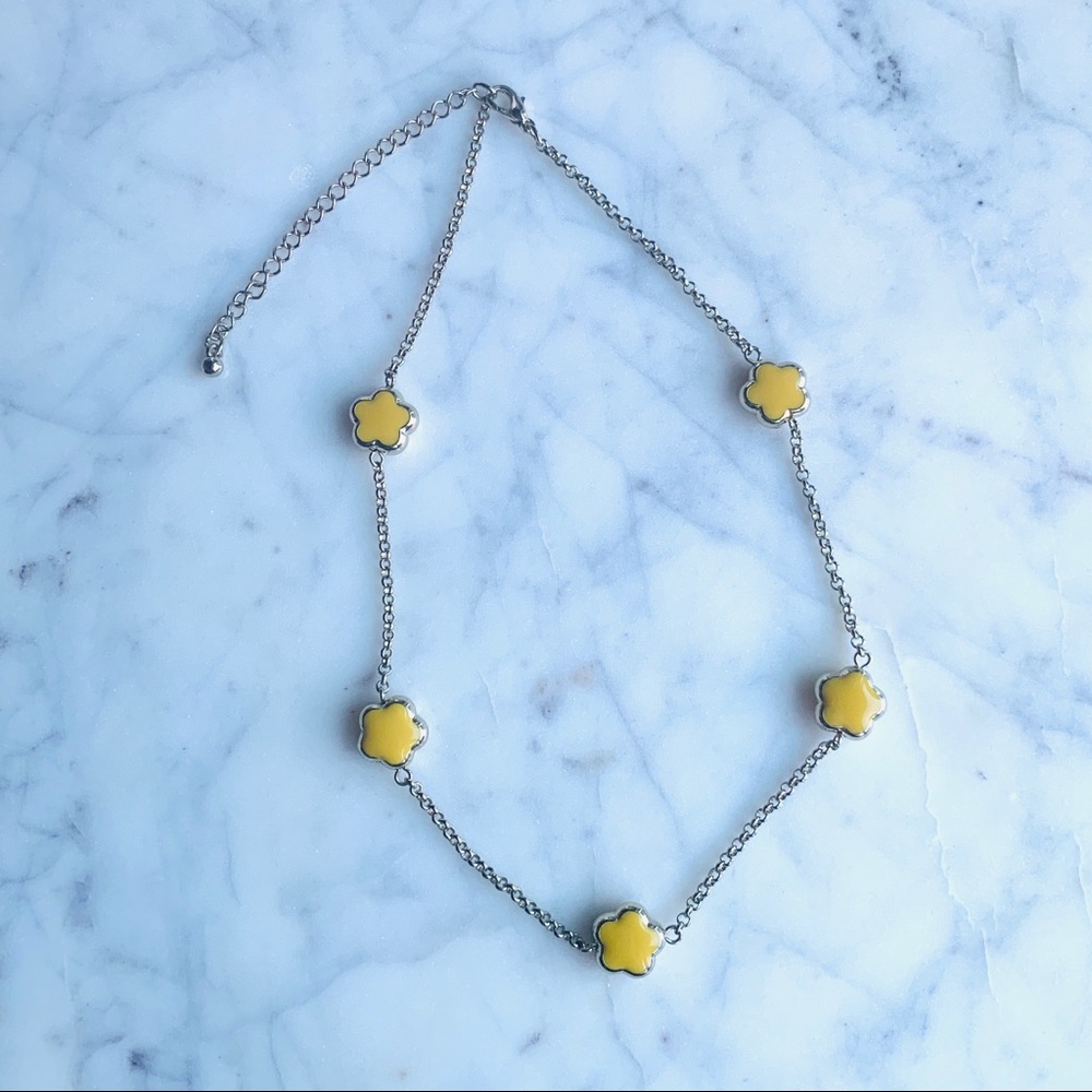 Vintage Puffy Enamel Flower Necklace